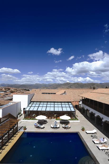 NAZ-EXT-POOL-006.jpg